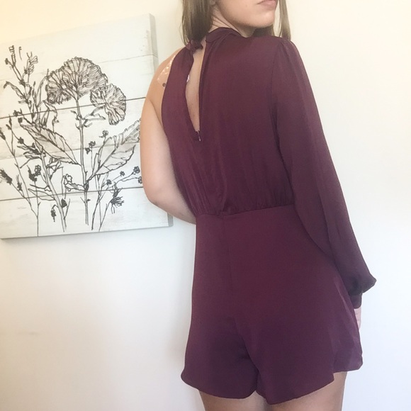 BUY 2 GET 1 Lush 'Vice Versa' Single Sleeve Romper - Picture 6 of 7